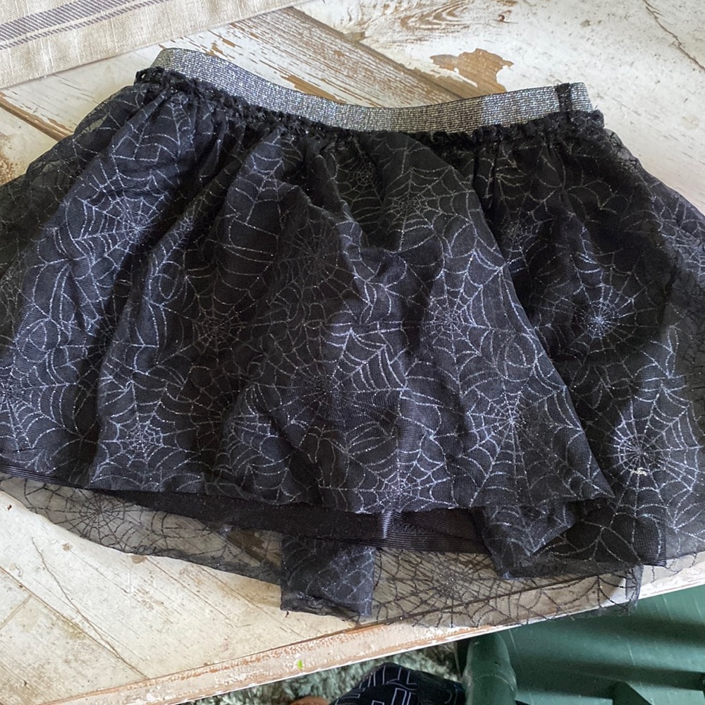 Halloween spiderweb skirt girls size 6